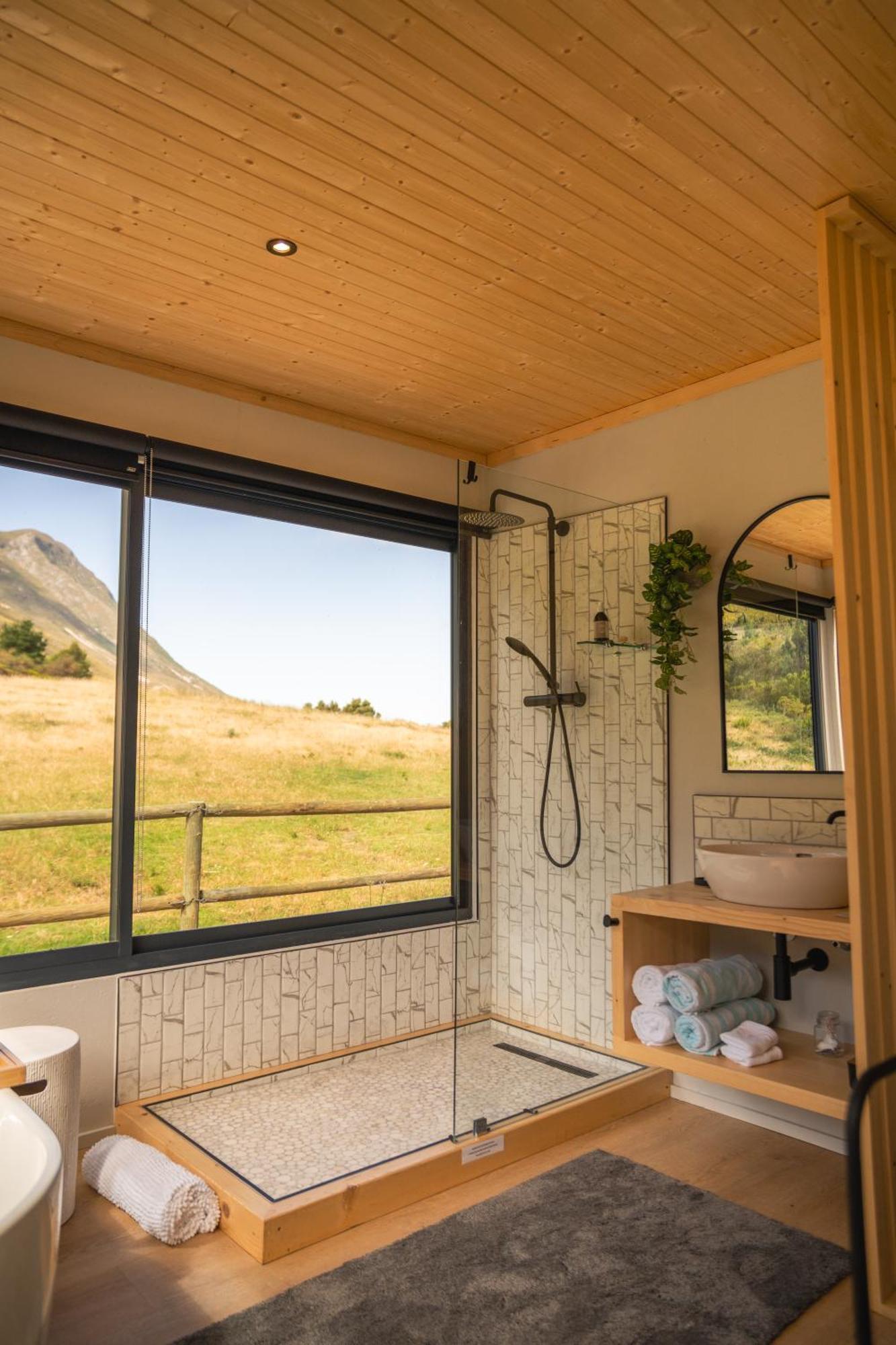 Hemel 'N Aarde Stud Hotel Hermanus Bagian luar foto