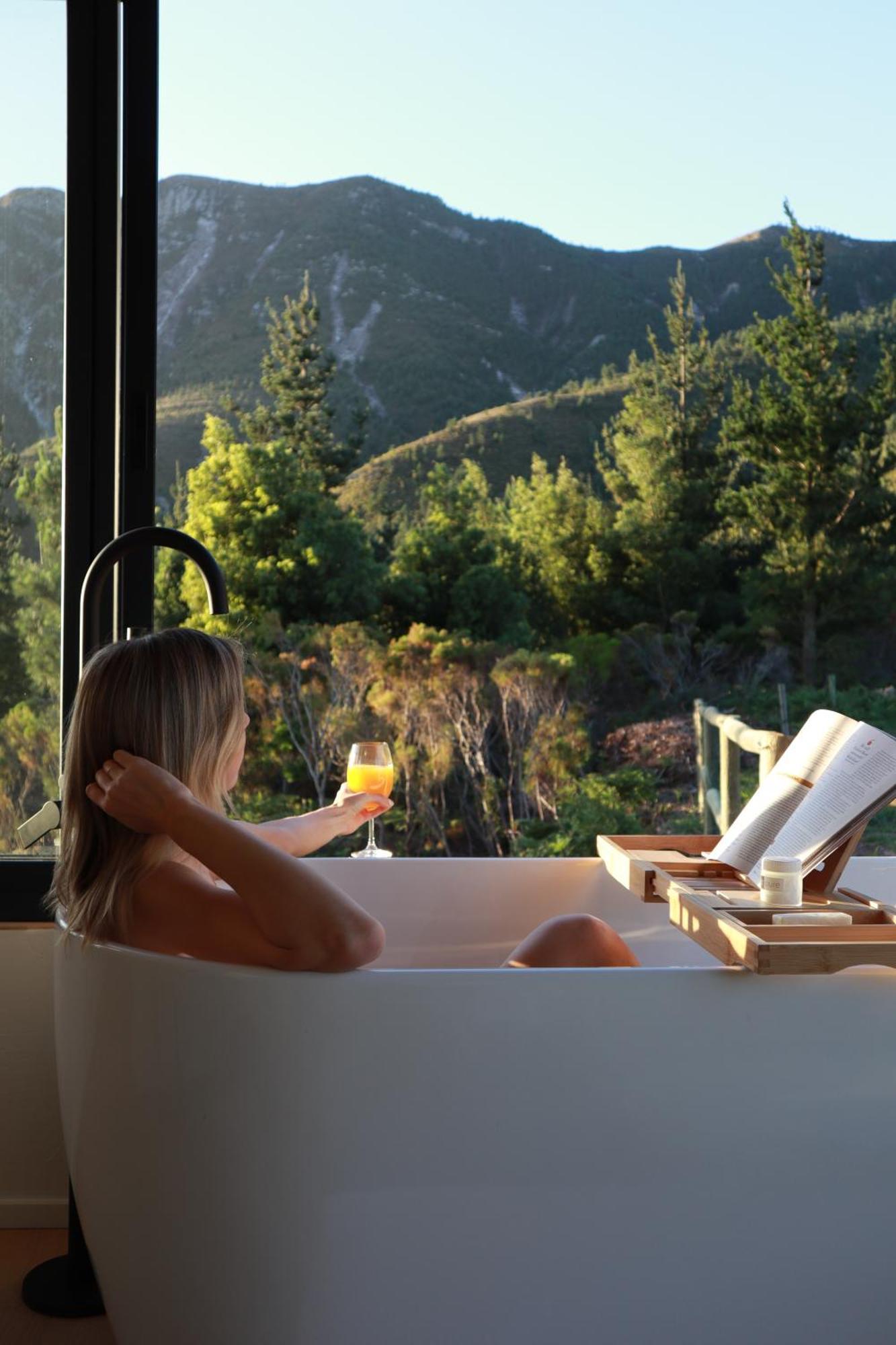 Hemel 'N Aarde Stud Hotel Hermanus Bagian luar foto